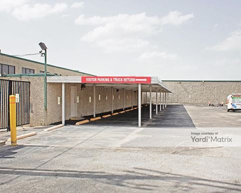 Source URL: https://cdnsc.rentcafe.com/dmslivecafe/3/1063846/1063846-1-4.jpg?width=-1&height=385&quality=80