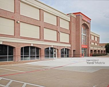 Storage Units for Rent available at 2200 K Avenue, Plano, TX 75074