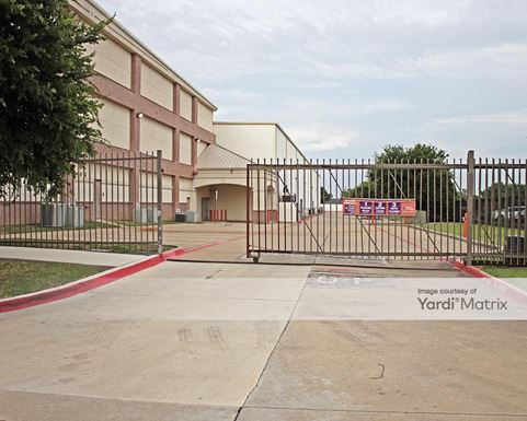 Source URL: https://cdnsc.rentcafe.com/dmslivecafe/3/1063850/1063850-1-3.jpg?width=-1&height=385&quality=80