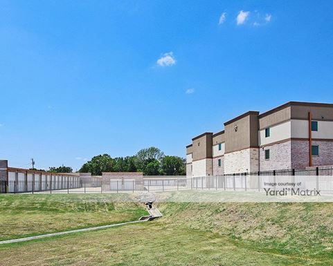 Source URL: https://cdnsc.rentcafe.com/dmslivecafe/3/1063858/1063858-1-2.jpg?width=-1&height=385&quality=80