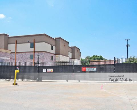 Source URL: https://cdnsc.rentcafe.com/dmslivecafe/3/1063858/1063858-1-5.jpg?width=-1&height=385&quality=80