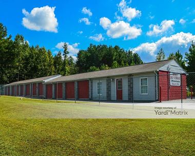 Storage Units for Rent available at 15995 Hamilton Arms Road, Dewitt, VA 23840