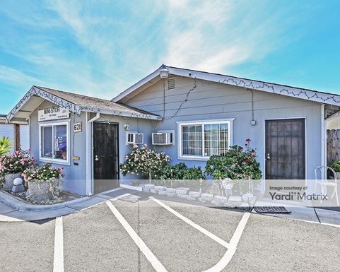 Source URL: https://cdnsc.rentcafe.com/dmslivecafe/3/1063912/1063912-1-2.jpg?width=-1&height=385&quality=80