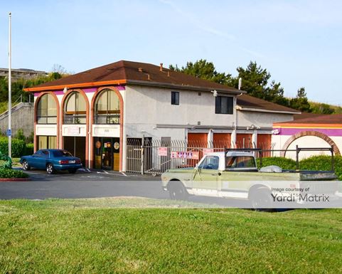 Source URL: https://cdnsc.rentcafe.com/dmslivecafe/3/1063919/1063919-1-2.jpg?width=-1&height=385&quality=80