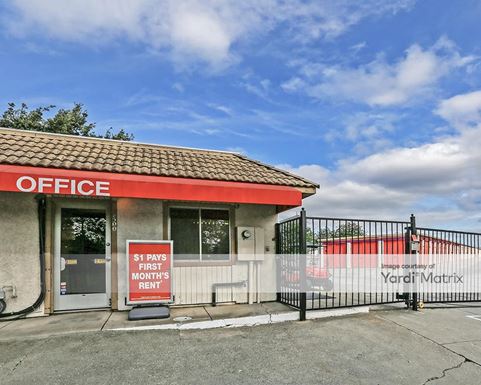 Source URL: https://cdnsc.rentcafe.com/dmslivecafe/3/1063925/1063925-1-2.jpg?width=-1&height=385&quality=80