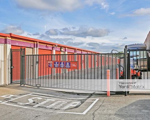 Source URL: https://cdnsc.rentcafe.com/dmslivecafe/3/1063925/1063925-1-3.jpg?width=-1&height=385&quality=80