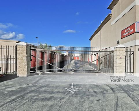 Source URL: https://cdnsc.rentcafe.com/dmslivecafe/3/1063930/1063930-1-4.jpg?width=-1&height=385&quality=80