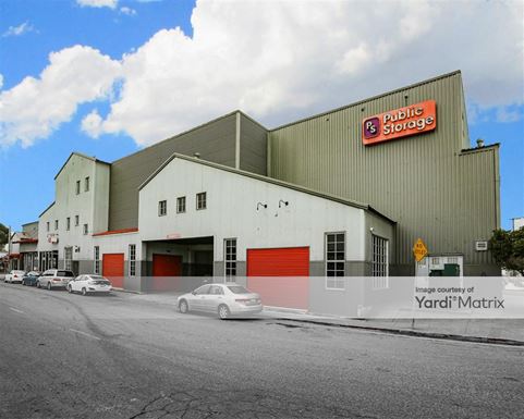 Source URL: https://cdnsc.rentcafe.com/dmslivecafe/3/1063936/1063936-1-4.jpg?width=-1&height=385&quality=80