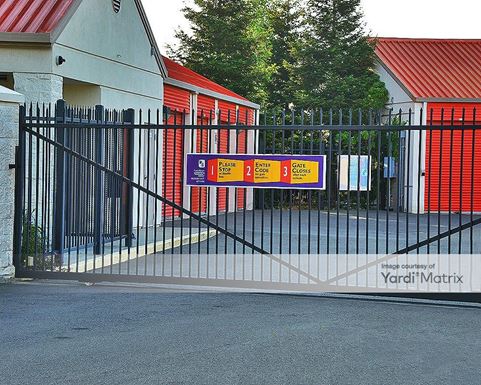 Source URL: https://cdnsc.rentcafe.com/dmslivecafe/3/1063943/1063943-1-4.jpg?width=-1&height=385&quality=80