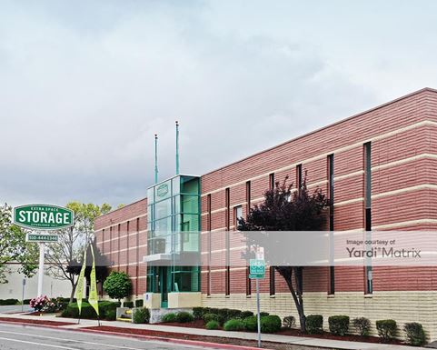 Source URL: https://cdnsc.rentcafe.com/dmslivecafe/3/1063950/1063950-1-2.jpg?width=-1&height=385&quality=80