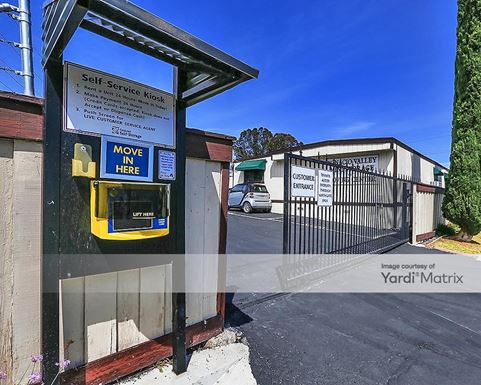 Source URL: https://cdnsc.rentcafe.com/dmslivecafe/3/1063956/1063956-1-4.jpg?width=-1&height=385&quality=80