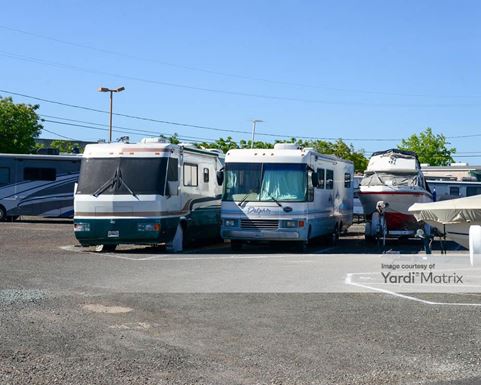 Source URL: https://cdnsc.rentcafe.com/dmslivecafe/3/1063958/1063958-1-6.jpg?width=-1&height=385&quality=80