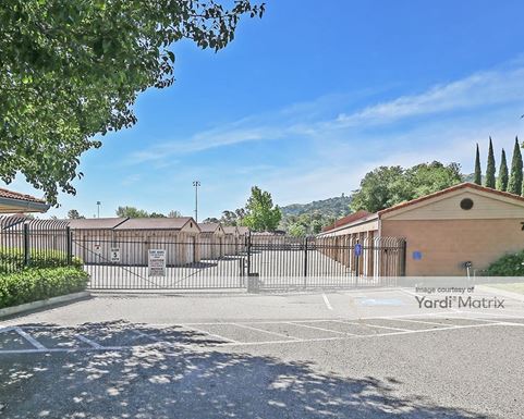 Source URL: https://cdnsc.rentcafe.com/dmslivecafe/3/1063960/1063960-1-2.jpg?width=-1&height=385&quality=80