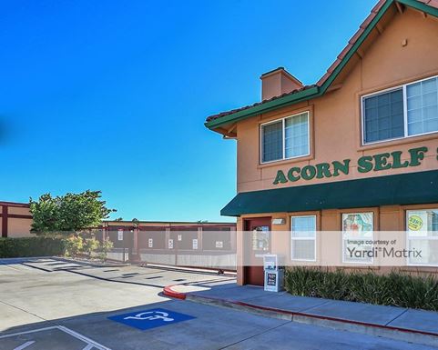 Source URL: https://cdnsc.rentcafe.com/dmslivecafe/3/1063962/1063962-1-4.jpg?width=-1&height=385&quality=80