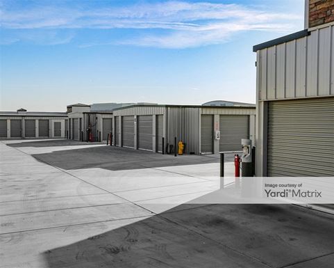 Source URL: https://cdnsc.rentcafe.com/dmslivecafe/3/1063976/1063976-1-3.jpg?width=-1&height=385&quality=80