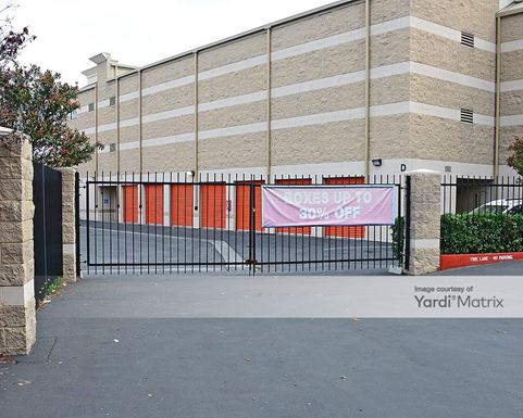 Source URL: https://cdnsc.rentcafe.com/dmslivecafe/3/1063986/1063986-1-2.jpg?width=-1&height=385&quality=80