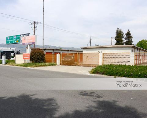 Source URL: https://cdnsc.rentcafe.com/dmslivecafe/3/1063988/1063988-1-4.jpg?width=-1&height=385&quality=80