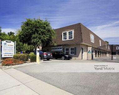 Storage Units for Rent available at 17471 Farley Road West, Los Gatos, CA 95030