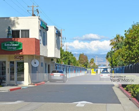 Source URL: https://cdnsc.rentcafe.com/dmslivecafe/3/1063993/1063993-1-2.jpg?width=-1&height=385&quality=80