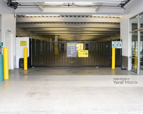 Source URL: https://cdnsc.rentcafe.com/dmslivecafe/3/1063997/1063997-1-3.jpg?width=-1&height=385&quality=80