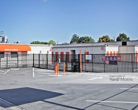 Source URL: https://cdnsc.rentcafe.com/dmslivecafe/3/1064008/1064008-1-2.jpg?width=-1&height=385&quality=80