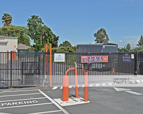 Source URL: https://cdnsc.rentcafe.com/dmslivecafe/3/1064008/1064008-1-6.jpg?width=-1&height=385&quality=80