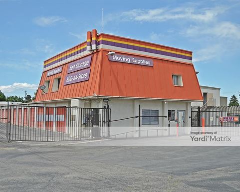 Source URL: https://cdnsc.rentcafe.com/dmslivecafe/3/1064009/1064009-1-2.jpg?width=-1&height=385&quality=80