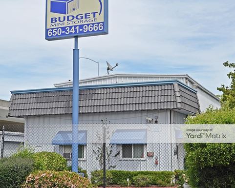 Source URL: https://cdnsc.rentcafe.com/dmslivecafe/3/1064038/1064038-1-2.jpg?width=-1&height=385&quality=80