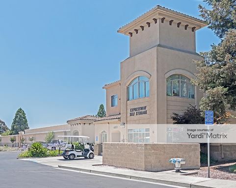 Source URL: https://cdnsc.rentcafe.com/dmslivecafe/3/1064040/1064040-1-2.jpg?width=-1&height=385&quality=80