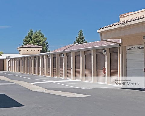 Source URL: https://cdnsc.rentcafe.com/dmslivecafe/3/1064040/1064040-1-5.jpg?width=-1&height=385&quality=80