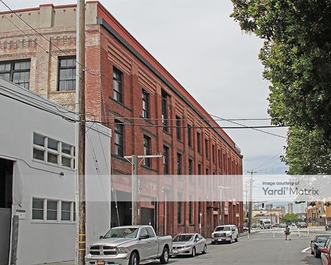 Source URL: https://cdnsc.rentcafe.com/dmslivecafe/3/1064058/1064058-1-4.jpg?width=-1&height=385&quality=80