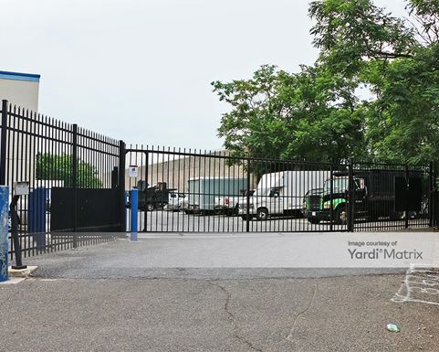 Source URL: https://cdnsc.rentcafe.com/dmslivecafe/3/1064068/1064068-1-2.jpg?width=-1&height=385&quality=80