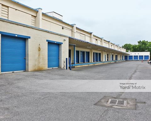 Source URL: https://cdnsc.rentcafe.com/dmslivecafe/3/1064068/1064068-1-3.jpg?width=-1&height=385&quality=80