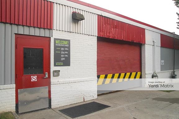 Source URL: https://cdnsc.rentcafe.com/dmslivecafe/3/1064072/1064072-1-3.jpg?width=-1&height=385&quality=80