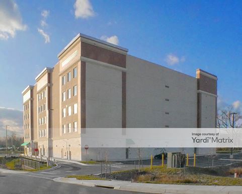 Source URL: https://cdnsc.rentcafe.com/dmslivecafe/3/1064085/1064085-1-3.jpg?width=-1&height=385&quality=80