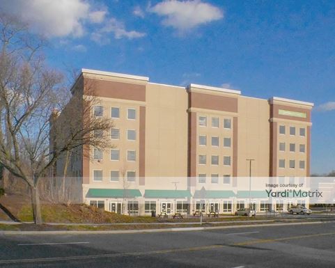 Source URL: https://cdnsc.rentcafe.com/dmslivecafe/3/1064085/1064085-1-4.jpg?width=-1&height=385&quality=80