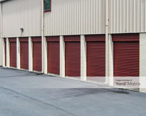 Source URL: https://cdnsc.rentcafe.com/dmslivecafe/3/1064096/1064096-1-5.jpg?width=-1&height=385&quality=80