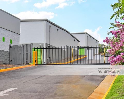 Source URL: https://cdnsc.rentcafe.com/dmslivecafe/3/1064100/1064100-1-5.jpg?width=-1&height=385&quality=80