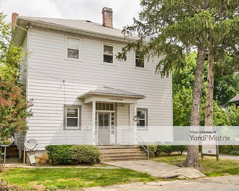 Source URL: https://cdnsc.rentcafe.com/dmslivecafe/3/1064111/1064111-1-2.jpg?width=-1&height=385&quality=80