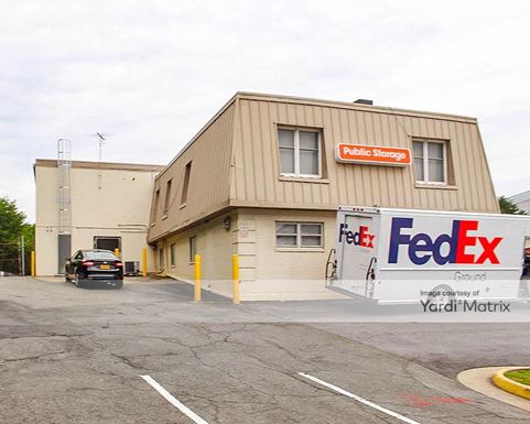 Source URL: https://cdnsc.rentcafe.com/dmslivecafe/3/1064112/1064112-1-4.jpg?width=-1&height=385&quality=80