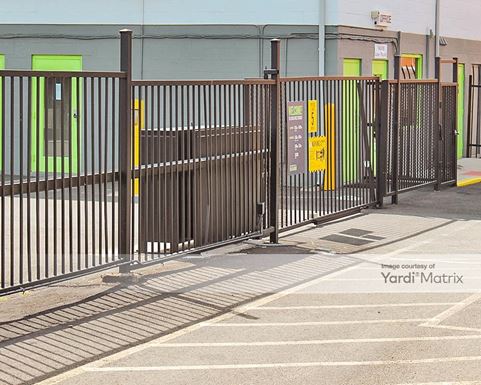 Source URL: https://cdnsc.rentcafe.com/dmslivecafe/3/1064116/1064116-1-3.jpg?width=-1&height=385&quality=80