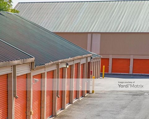 Source URL: https://cdnsc.rentcafe.com/dmslivecafe/3/1064120/1064120-1-5.jpg?width=-1&height=385&quality=80