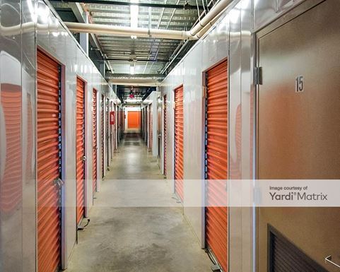 Source URL: https://cdnsc.rentcafe.com/dmslivecafe/3/1064121/1064121-1-2.jpg?width=-1&height=385&quality=80