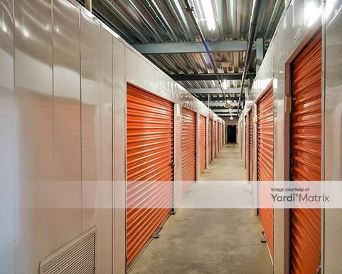 Source URL: https://cdnsc.rentcafe.com/dmslivecafe/3/1064121/1064121-1-3.jpg?width=-1&height=385&quality=80