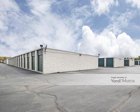 Source URL: https://cdnsc.rentcafe.com/dmslivecafe/3/1064131/1064131-1-2.jpg?width=-1&height=385&quality=80