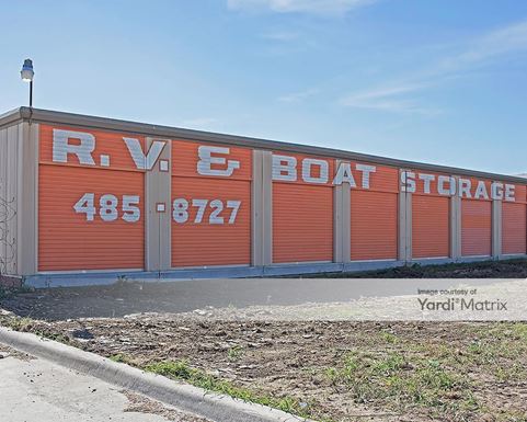 Source URL: https://cdnsc.rentcafe.com/dmslivecafe/3/1064150/1064150-1-2.jpg?width=-1&height=385&quality=80