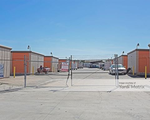 Source URL: https://cdnsc.rentcafe.com/dmslivecafe/3/1064150/1064150-1-3.jpg?width=-1&height=385&quality=80