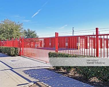 Storage Units for Rent available at 1650 South Meadows Drive, Granbury, TX 76048