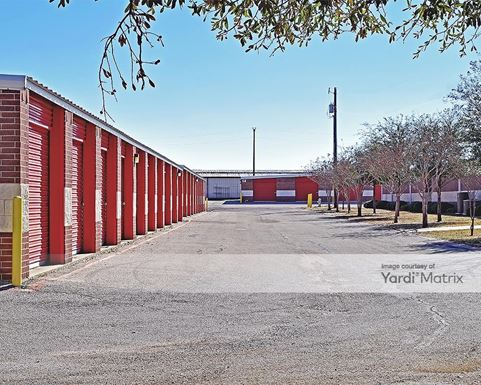 Source URL: https://cdnsc.rentcafe.com/dmslivecafe/3/1064151/1064151-1-2.jpg?width=-1&height=385&quality=80