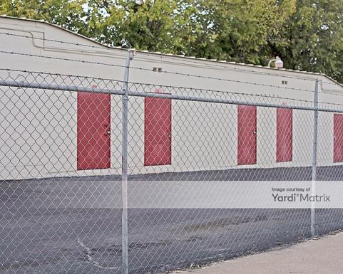 Source URL: https://cdnsc.rentcafe.com/dmslivecafe/3/1064152/1064152-1-5.jpg?width=-1&height=385&quality=80